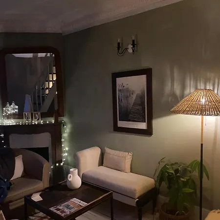 Duplex Avec Vue Sur Les Toits De Expo Porte De Versailles Parigi